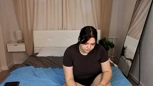 Evelyne_Loo webcam