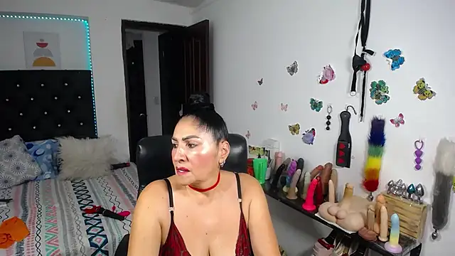 mature_bigboobs10 webcam