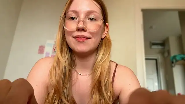 HoneyAudrey webcam