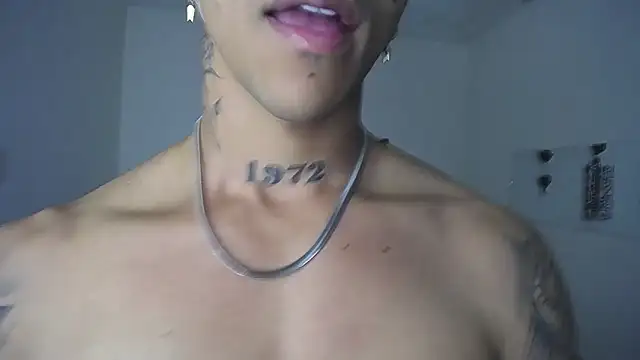 Leonard_Price webcam