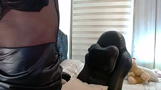 gooddes303salome webcam