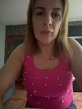 Hot-Milf4U webcam