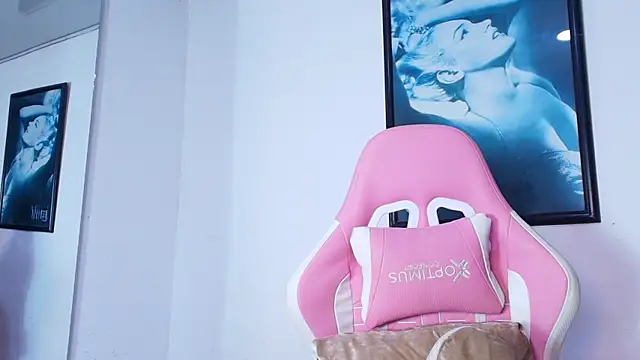 GraceWallace_ webcam