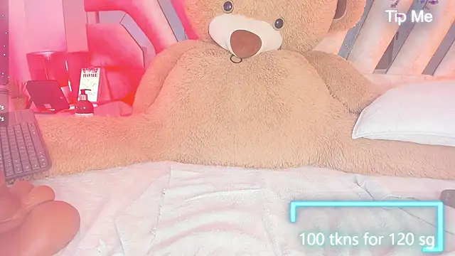 AngelineHeet webcam