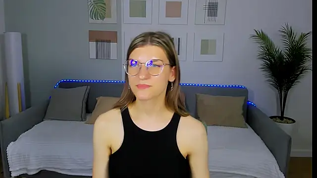 AnnaThorne webcam
