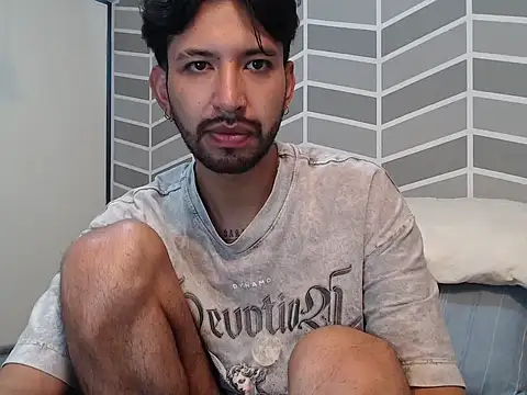 thomass1018 webcam