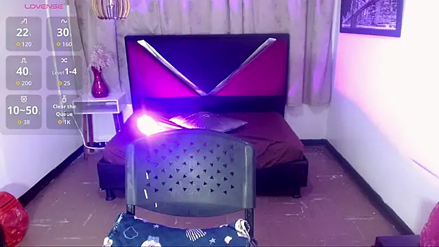 luisa__torres webcam
