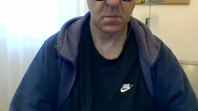 ANONIMO7735 webcam