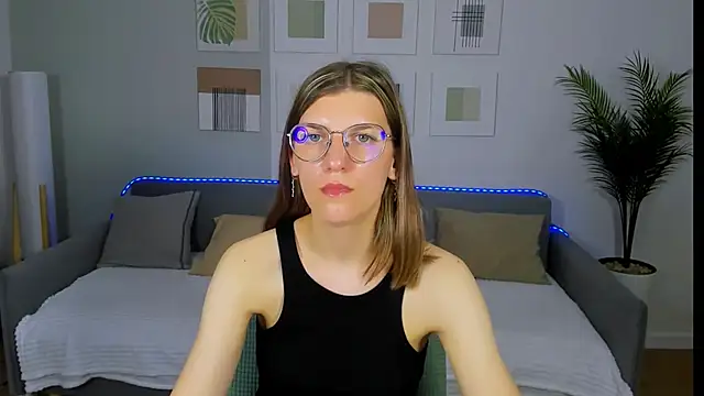 AnnaThorne webcam