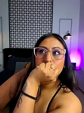 Amber_gold_ webcam