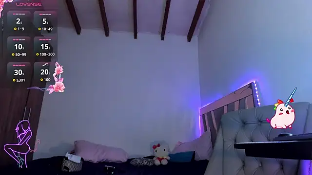 SkyeGabbyRose webcam