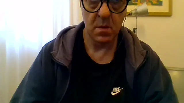 ANONIMO7735 webcam