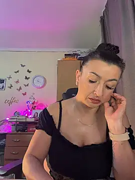 Hotangel75