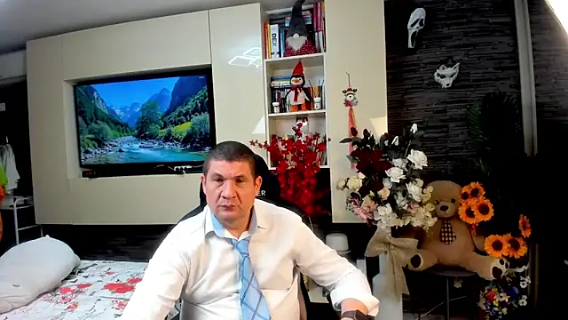 SpartacusDaddy48 webcam