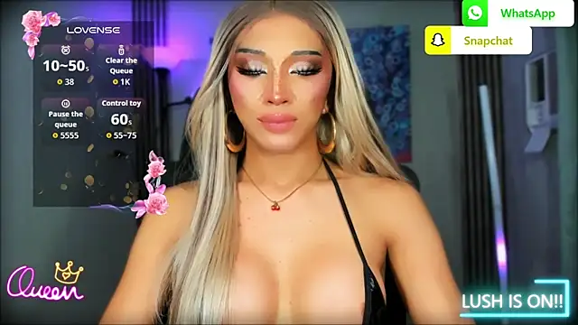 UrDominantBella webcam
