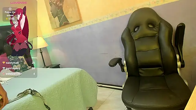 Tiara_Latina webcam