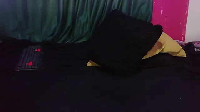 Candy__Flames webcam