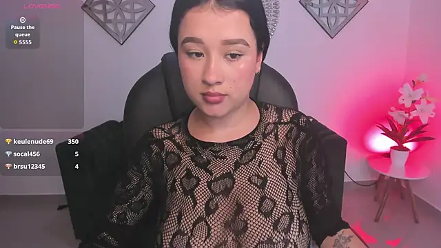 Emi_Roseth webcam