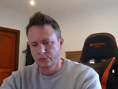 TroyDieselXXX webcam