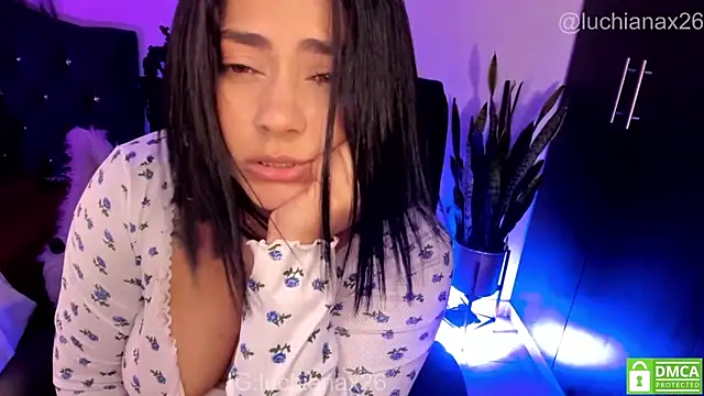 lucy26_ webcam