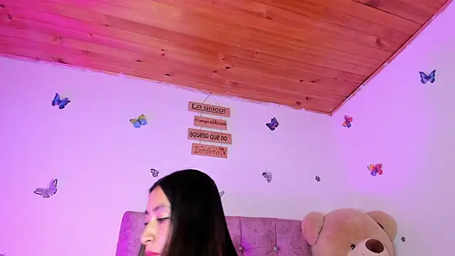 Lia_Roses3x webcam