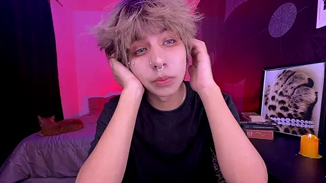 Aronn_44 webcam