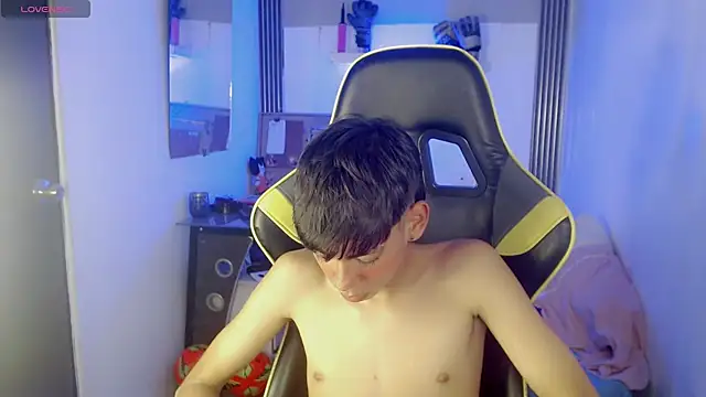 liarr_ (M twink) - masturbate 5min