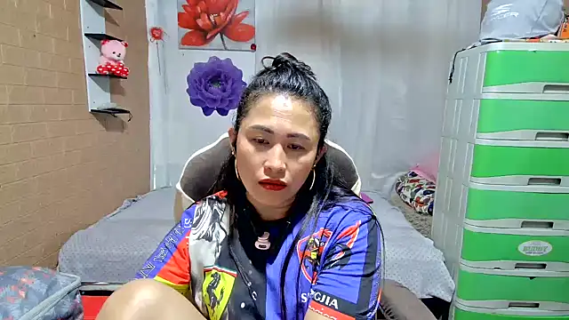 Filipina_Desire webcam