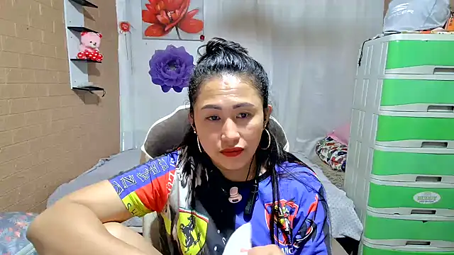 Filipina_Desire webcam