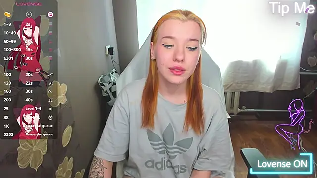 MeganNewCat webcam