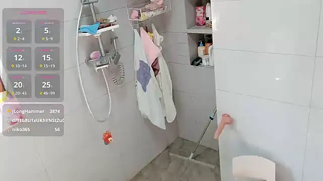 Leila_E webcam