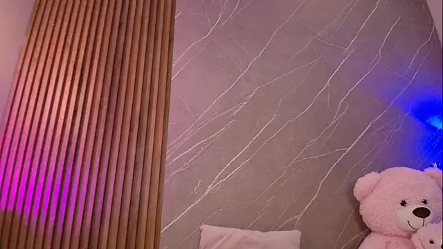 emma__rose1 webcam