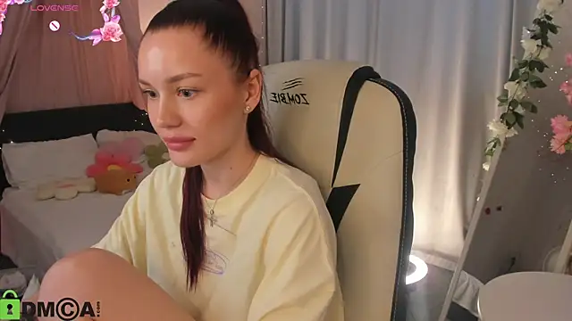 Aria_Mila live sex cam