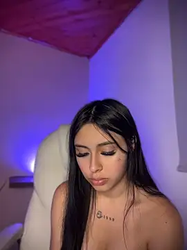 scarlett_pinkk1 webcam