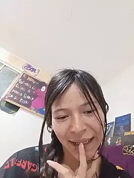 Ninffa_sweet21 webcam