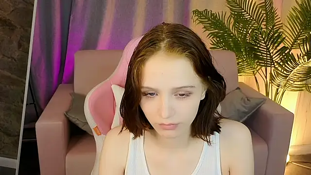 AliceJohansone webcam