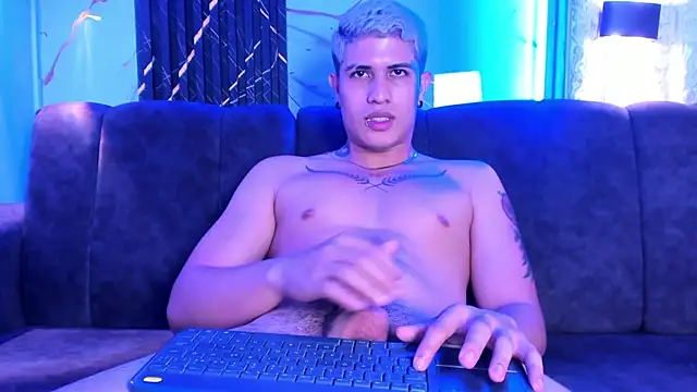 dominic_connor webcam