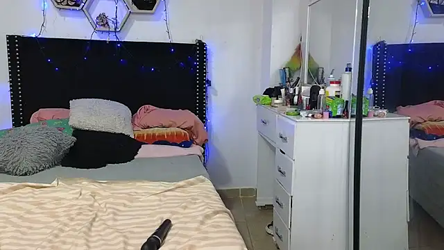 charlotte_077 webcam