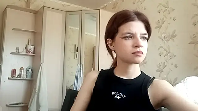 LowkeyIndigo webcam