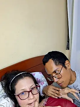 couple_orgasm - Couple_orgasm's free webcam - UK Sex Cams
