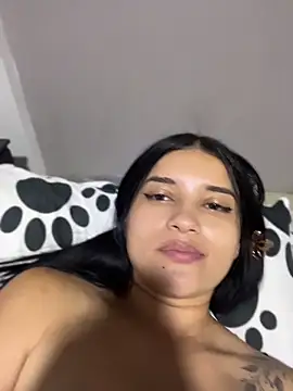 Xhelen_1 webcam