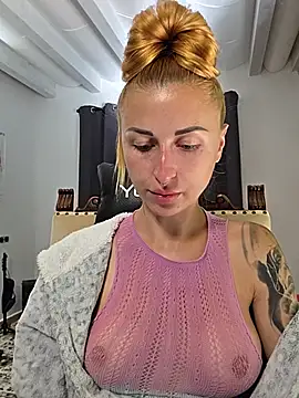 kylie_blck - Kylie_blck's free webcam - UK Sex Cams