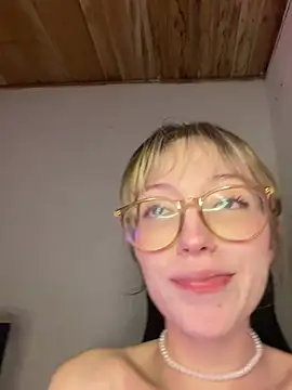 ReenKitty webcam