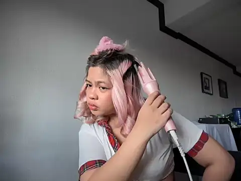 Tina_Slick webcam