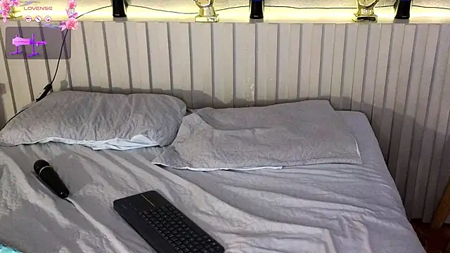 Alondra_King webcam