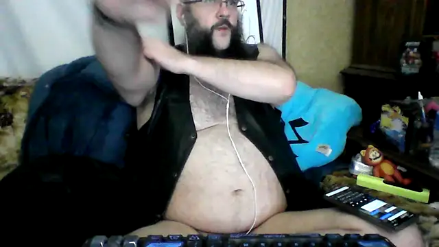 BriTheTopBear webcam