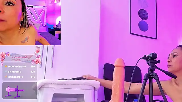 Scarlet__69 webcam