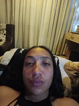 Morena_hot17 webcam