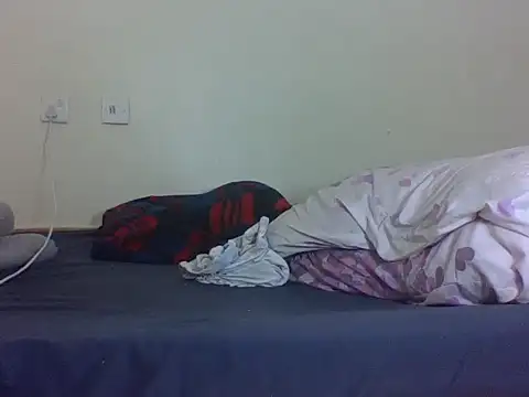 prettyglowing - Prettyglowing's free webcam - UK Sex Cams