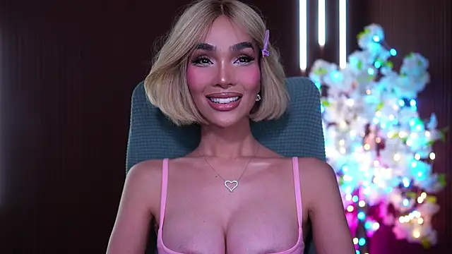Yaumeyloe - Trans webcam sex chat